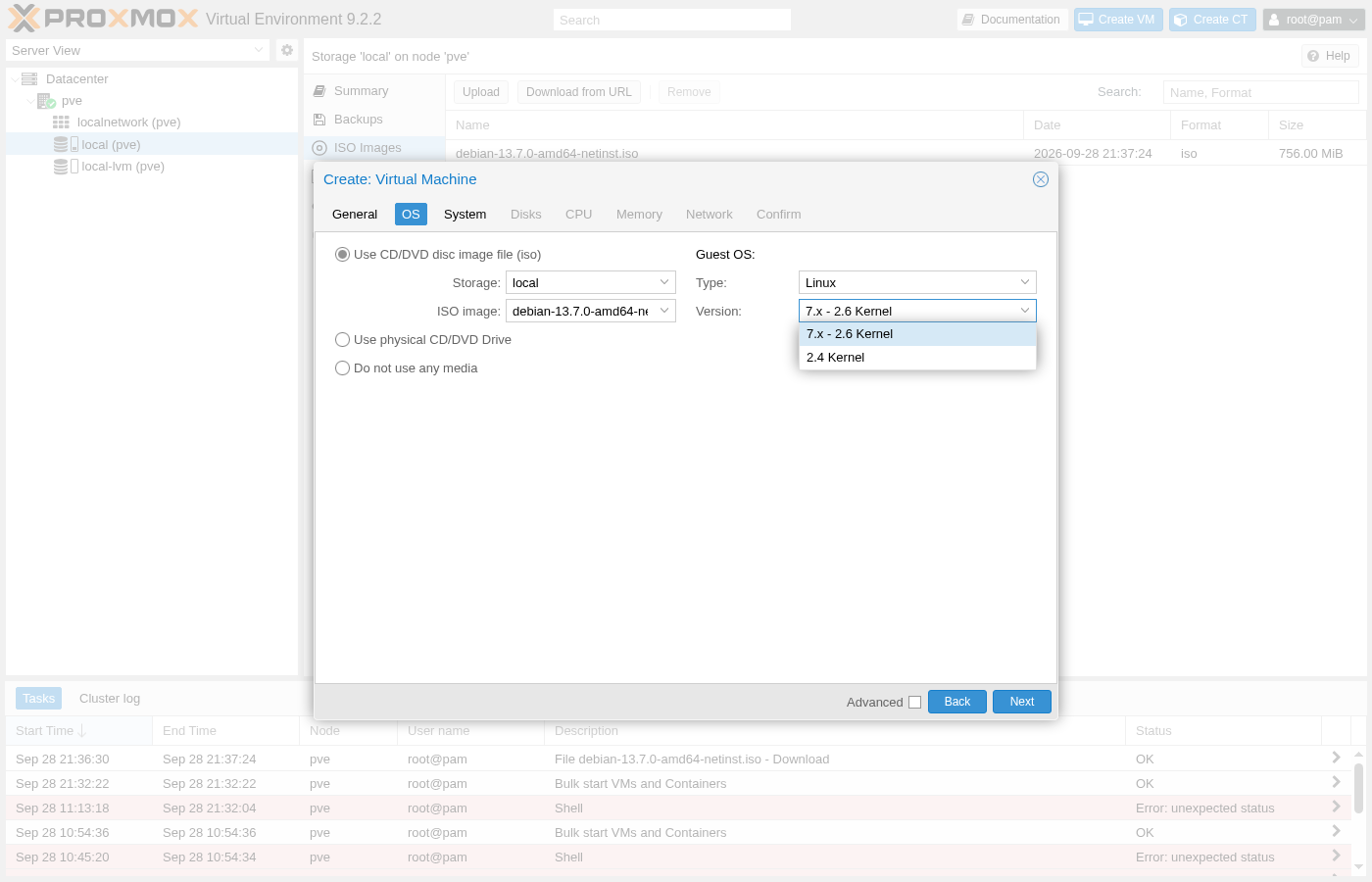 Assistant de création de machine virtuelle, onglet « Système d'exploitation », menu déroulant « Version » ouvert affichant exactement deux options : « 7.x - Noyau 2.6 » et « Noyau 2.4 »