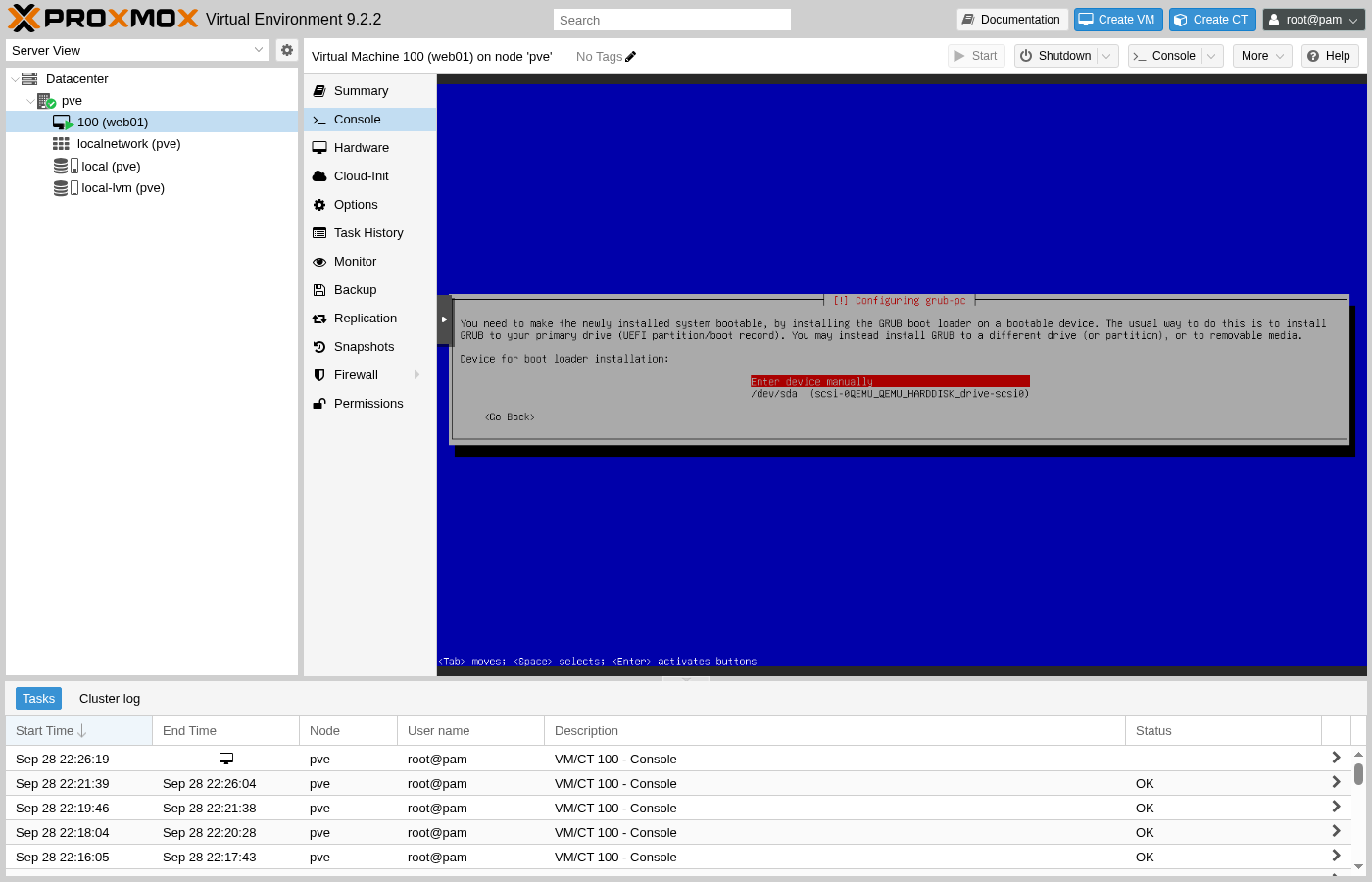 Programme d'installation de Debian : dans l'étape du gestionnaire de paquets intitulée « Configuration de grub-pc », sélectionnez « Saisir le périphérique manuellement » et indiquez /dev/sda scsi-0QEMU_QEMU_HARDDISK drive-scsi0 comme options de périphérique pour le chargeur d'amorçage.